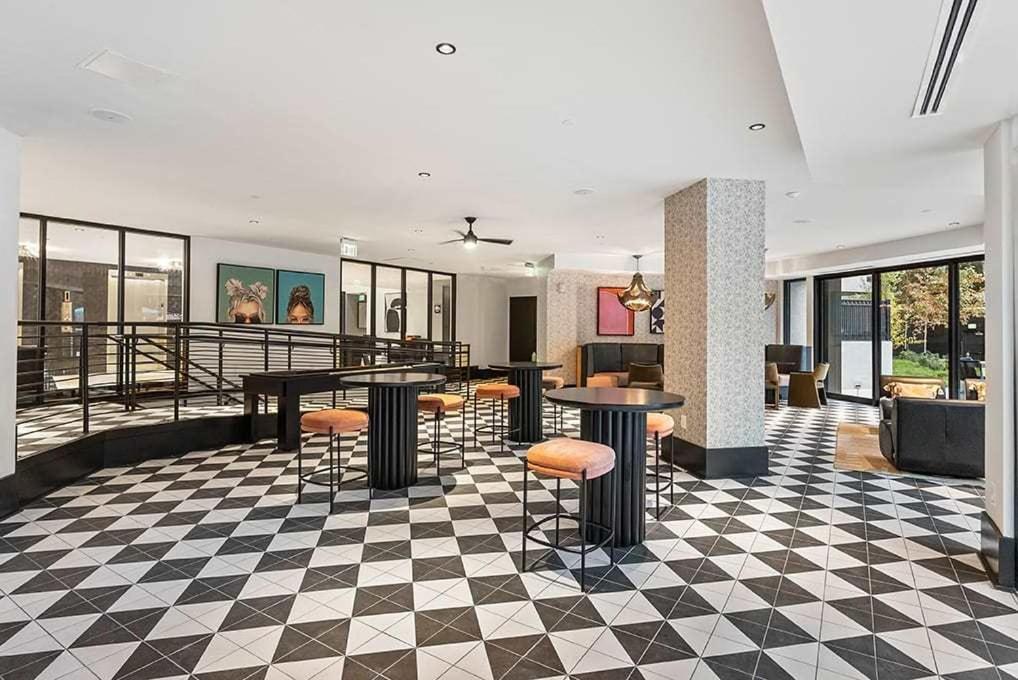 2Br Executive Apartment With Spacious Layout Arlington Kültér fotó